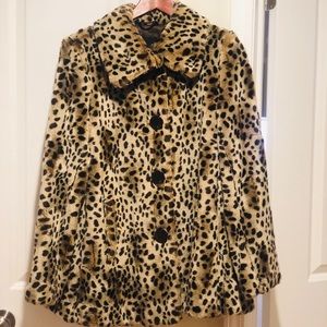 Faux fur cheetah print fall/winter coat